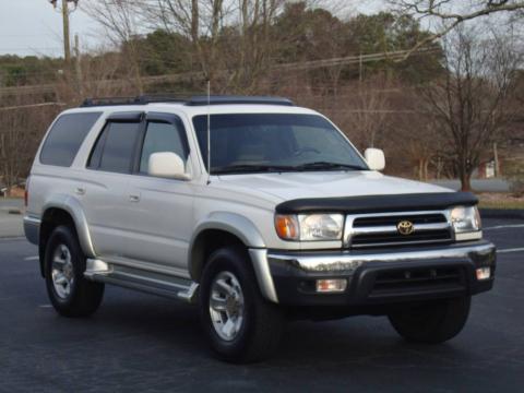 Millennium Silver Metallic Toyota 4Runner SR5.  Click to enlarge.