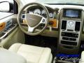 2008 Town & Country Limited #16