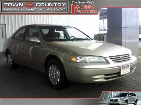 Cashmere Beige Metallic Toyota Camry LE.  Click to enlarge.
