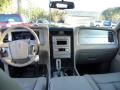Dashboard of 2007 Lincoln Navigator Luxury #3