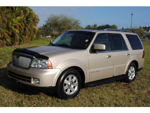 Light French Silk Metallic Lincoln Navigator Luxury 4x4.  Click to enlarge.