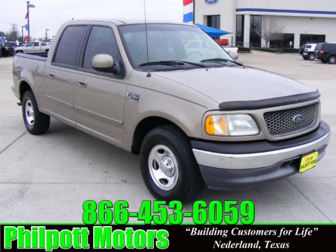 Arizona Beige Metallic Ford F150 XLT SuperCrew.  Click to enlarge.