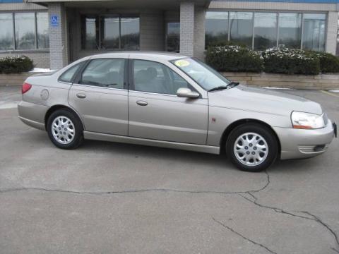 Pewter Saturn L Series L200 Sedan.  Click to enlarge.