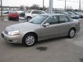 2003 L Series L200 Sedan #9