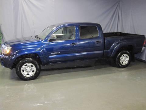 Indigo Ink Blue Pearl Toyota Tacoma V6 Double Cab 4x4.  Click to enlarge.