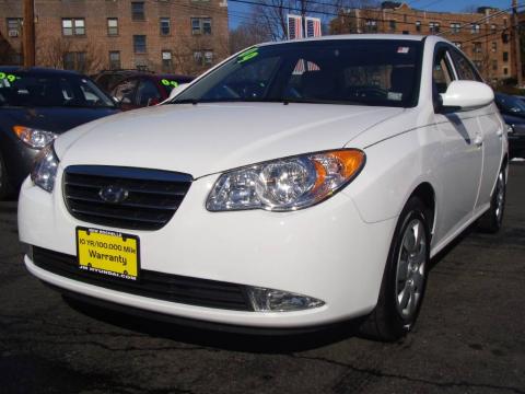 Captiva White Hyundai Elantra GLS Sedan.  Click to enlarge.