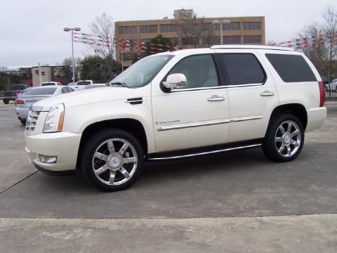 White Diamond Cadillac Escalade AWD.  Click to enlarge.