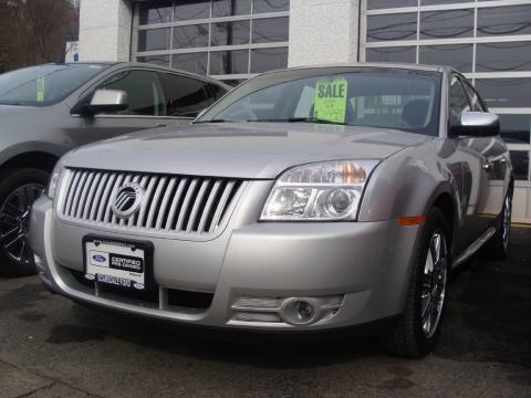 Brilliant Silver Metallic Mercury Sable Premier Sedan.  Click to enlarge.
