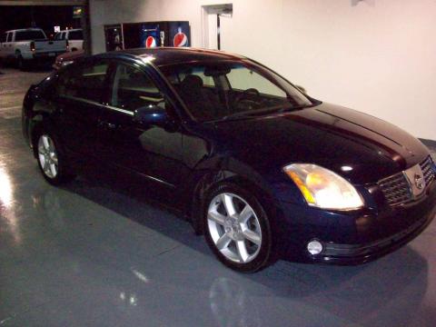 Majestic Blue Metallic Nissan Maxima 3.5 SE.  Click to enlarge.