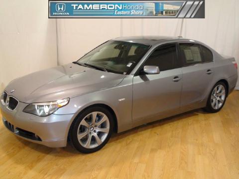 Silver Grey Metallic BMW 5 Series 530i Sedan.  Click to enlarge.