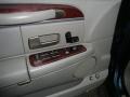 2003 Town Car Executive #12