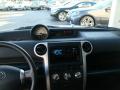 2005 xB  #32