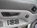 2004 Taurus SE Sedan #23
