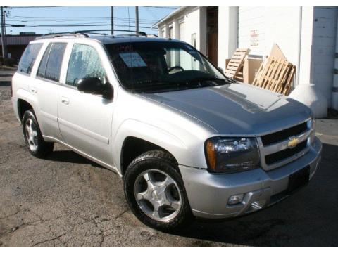 Silverstone Metallic Chevrolet TrailBlazer LS 4x4.  Click to enlarge.