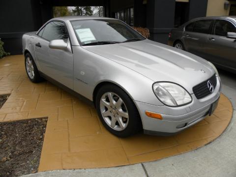 Brilliant Silver Metallic Mercedes-Benz SLK 230 Kompressor Roadster.  Click to enlarge.