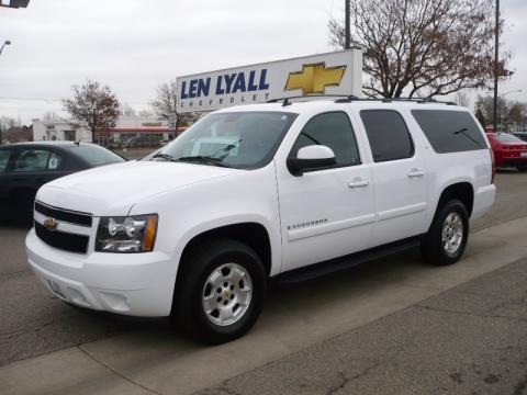 Summit White Chevrolet Suburban LT 4x4.  Click to enlarge.