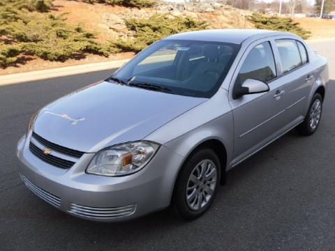 Silver Ice Metallic Chevrolet Cobalt LT Sedan.  Click to enlarge.