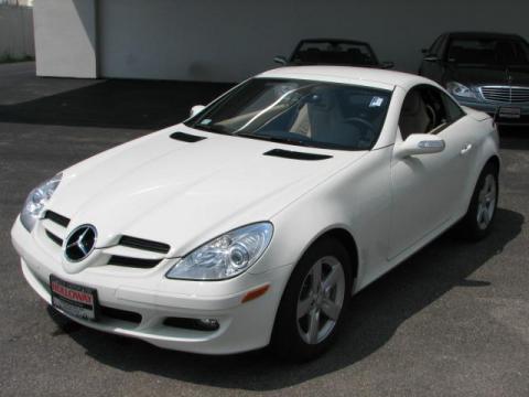 Arctic White Mercedes-Benz SLK 280 Roadster.  Click to enlarge.