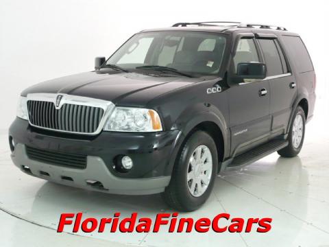 Black Clearcoat Lincoln Navigator Luxury.  Click to enlarge.