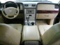 2004 Navigator Luxury #15