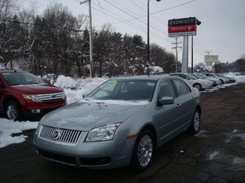 Satellite Silver Metallic Mercury Milan V6 Premier.  Click to enlarge.