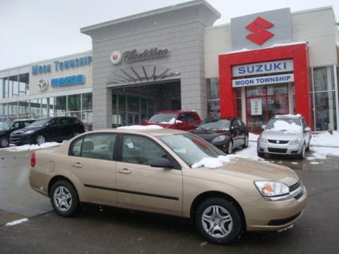 Light Driftwood Metallic Chevrolet Malibu Sedan.  Click to enlarge.