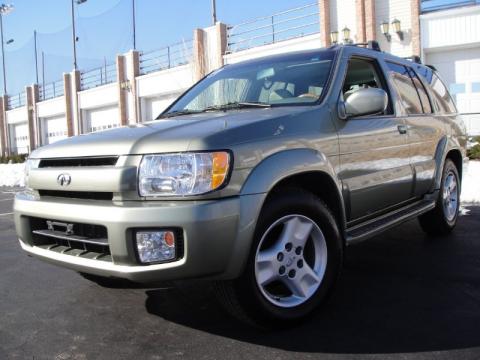 Tuscan Beige Metallic Infiniti QX4 4x4.  Click to enlarge.