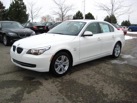 Alpine White BMW 5 Series 528i xDrive Sedan. Click to enlarge. Alpine White BMW 5 Series 528i xDrive Sedan. Click to enlarge.