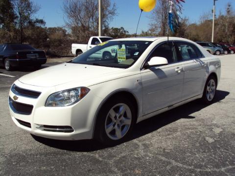 White Chevrolet Malibu LT Sedan.  Click to enlarge.