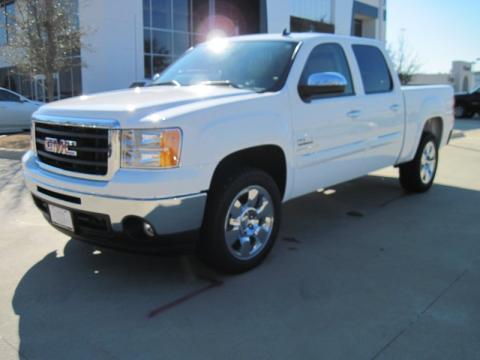 Summit White GMC Sierra 1500 SLE Texas Edition Crew Cab.  Click to enlarge.