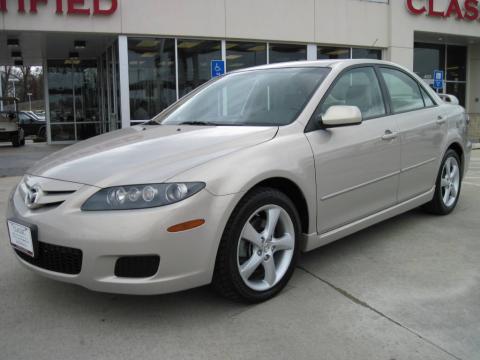 Silver Metallic Mazda MAZDA6 i Sport Sedan.  Click to enlarge.