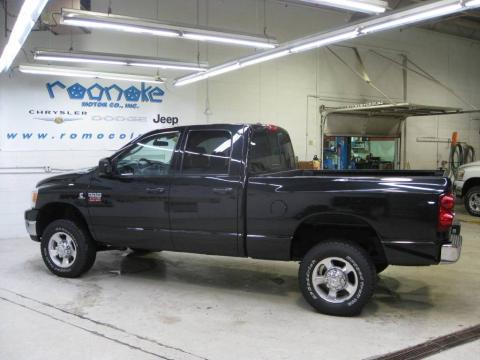 Brilliant Black Crystal Pearl Dodge Ram 2500 Big Horn Quad Cab 4x4.  Click to enlarge.