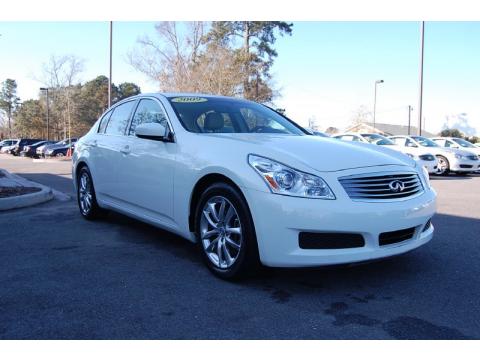 Moonlight White Infiniti G 37 Journey Sedan.  Click to enlarge.