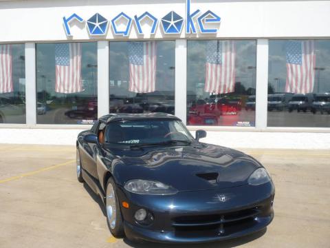 Deep Sapphire Blue Pearl Dodge Viper RT-10.  Click to enlarge.