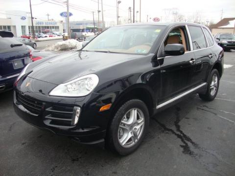 Black Porsche Cayenne S.  Click to enlarge.