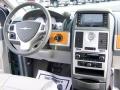 2008 Town & Country Limited #18