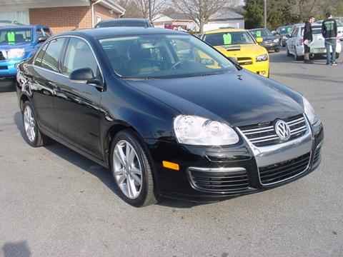 Black Volkswagen Jetta 2.5 Sedan.  Click to enlarge.