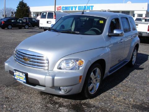 Silver Ice Metallic Chevrolet HHR LT.  Click to enlarge.