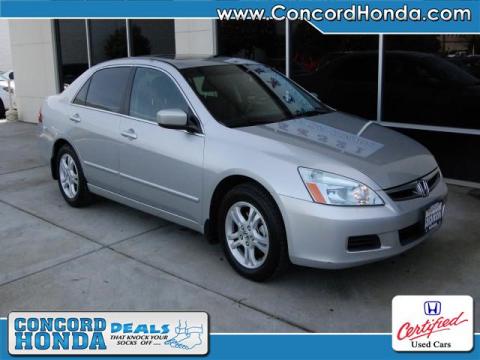 Alabaster Silver Metallic Honda Accord EX Sedan.  Click to enlarge.