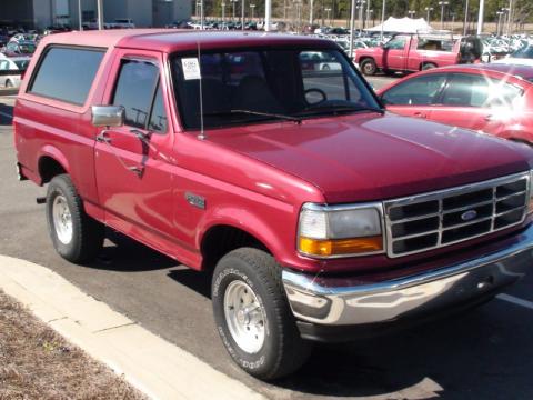 Electric Current Red Pearl Ford Bronco XL 4x4.  Click to enlarge.