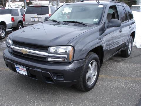 Graphite Metallic Chevrolet TrailBlazer LS 4x4.  Click to enlarge.