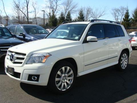 Arctic White Mercedes-Benz GLK 350 4Matic.  Click to enlarge.