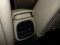 2008 XJ XJ8 #22