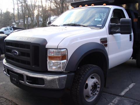 Oxford White Ford F550 Super Duty XL Regular Cab 4x4 Dump Truck.  Click to enlarge.
