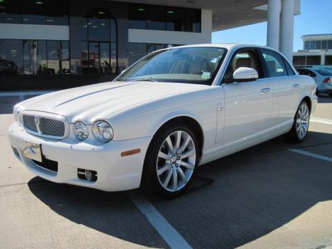 Porcelain Jaguar XJ XJ8.  Click to enlarge.