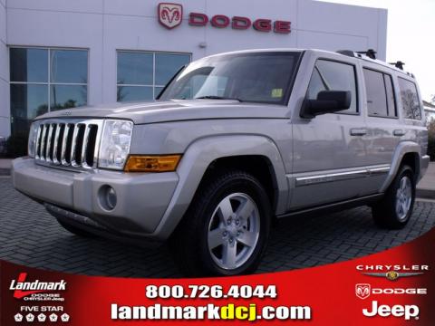 Light Graystone Pearl Jeep Commander Limited.  Click to enlarge.