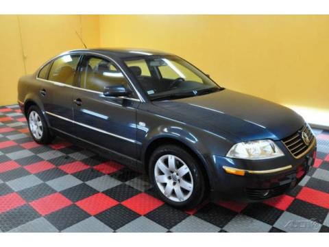 Blue Anthracite Pearl Volkswagen Passat GLX 4Motion Sedan.  Click to enlarge.
