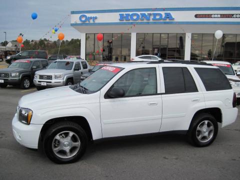 Summit White Chevrolet TrailBlazer LT. Click to enlarge. Summit White Chevrolet TrailBlazer LT. Click to enlarge.
