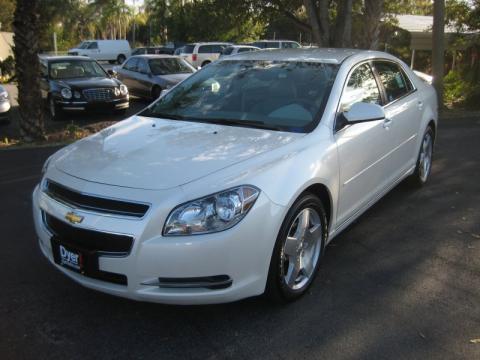 White Diamond Tricoat Chevrolet Malibu LT Sedan.  Click to enlarge.