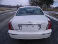 2004 XG350 L Sedan #4